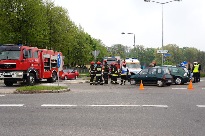 Zderzenie na skrzyżowaniu zdjęcie nr 69658