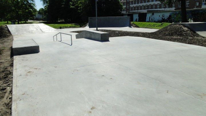 Skatepark na ostatniej prostej zdjęcie nr 70120