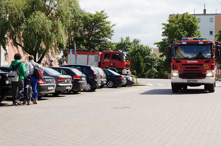 Ćwiczenia strażackie w teatrze zdjęcie nr 70431