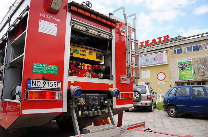 Ćwiczenia strażackie w teatrze zdjęcie nr 70453