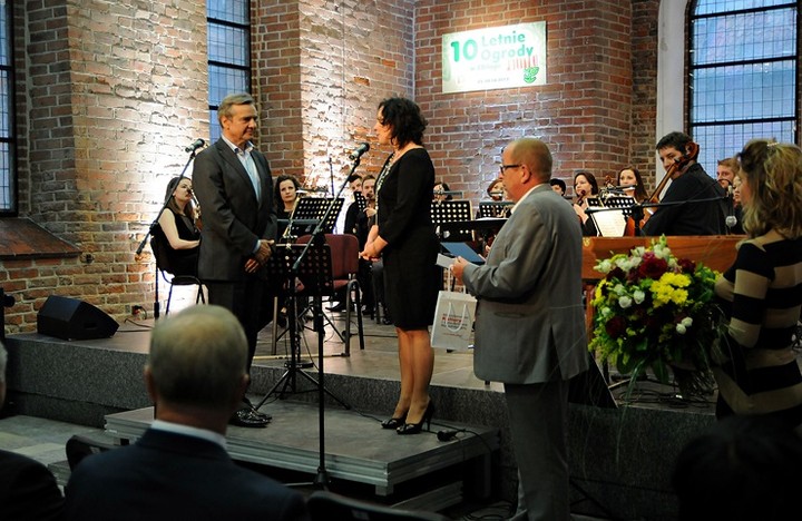 Najpierw chleb, a potem igrzyska? zdjęcie nr 70912