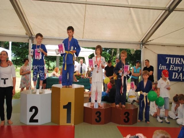 Dziewięć medali  dla elbląskich judoków zdjęcie nr 71754