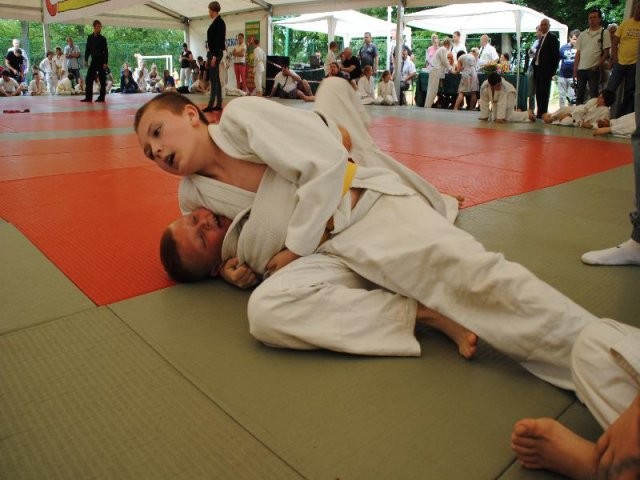 Dziewięć medali  dla elbląskich judoków zdjęcie nr 71745