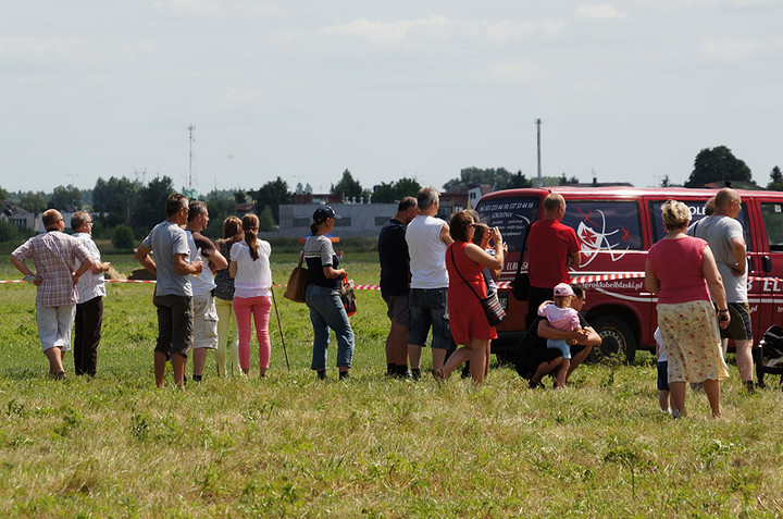 Rodzinnie na lotnisku zdjęcie nr 72681