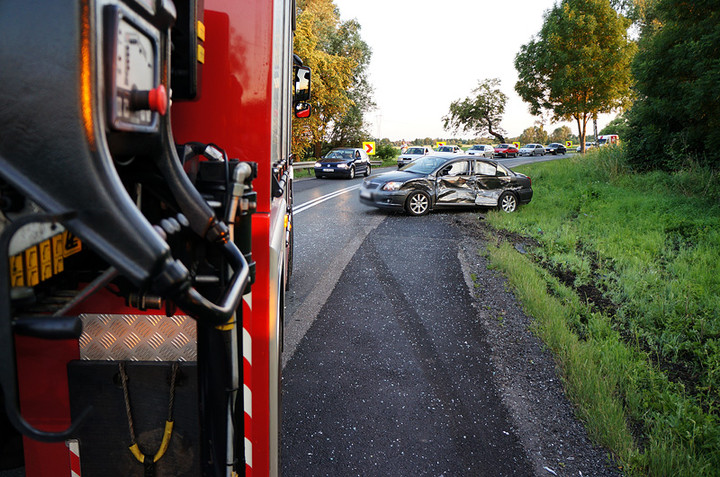 Wypadek między Karczowiskami a Szopami zdjęcie nr 72738