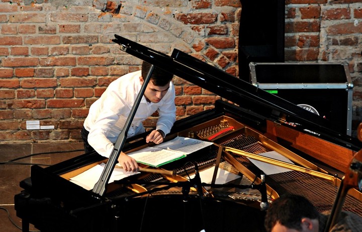 W trzech odsłonach zdjęcie nr 73060