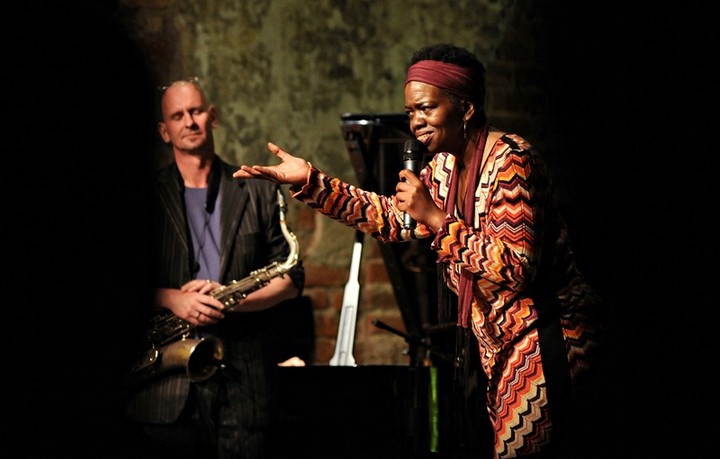 W trzech odsłonach zdjęcie nr 73084