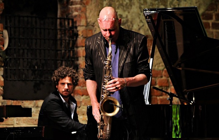 W trzech odsłonach zdjęcie nr 73079