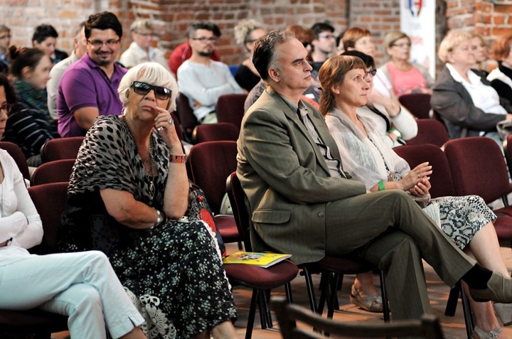 W trzech odsłonach zdjęcie nr 73056