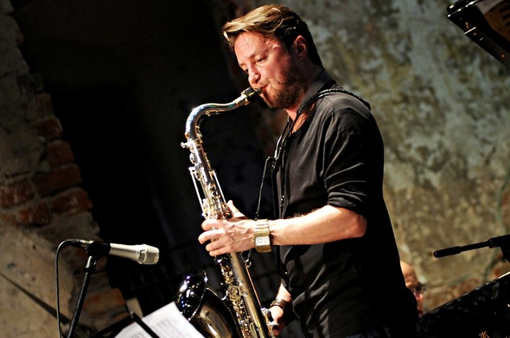 W trzech odsłonach zdjęcie nr 73071