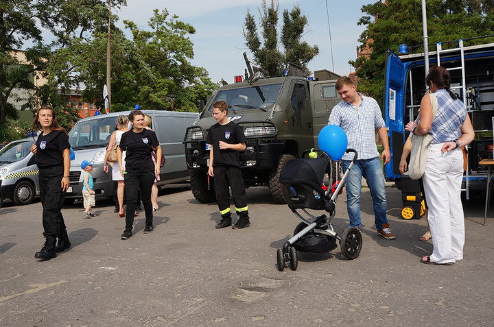 Policyjne świętowanie zdjęcie nr 73404