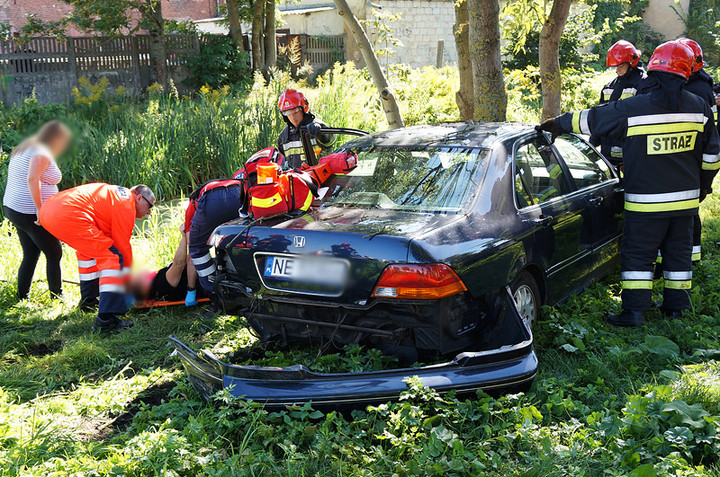 Wypadek na skrzyżowaniu zdjęcie nr 74697