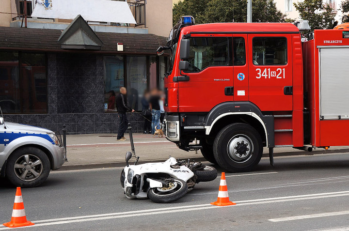 Wypadek: motocyklista uderzył w auto zdjęcie nr 75191