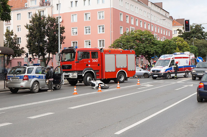 Wypadek: motocyklista uderzył w auto zdjęcie nr 75190