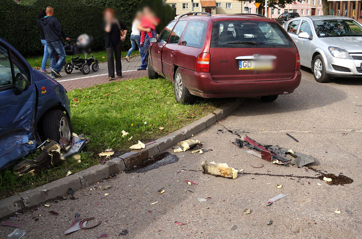 Płk. Dąbka: zderzenie matiza z mondeo zdjęcie nr 75511