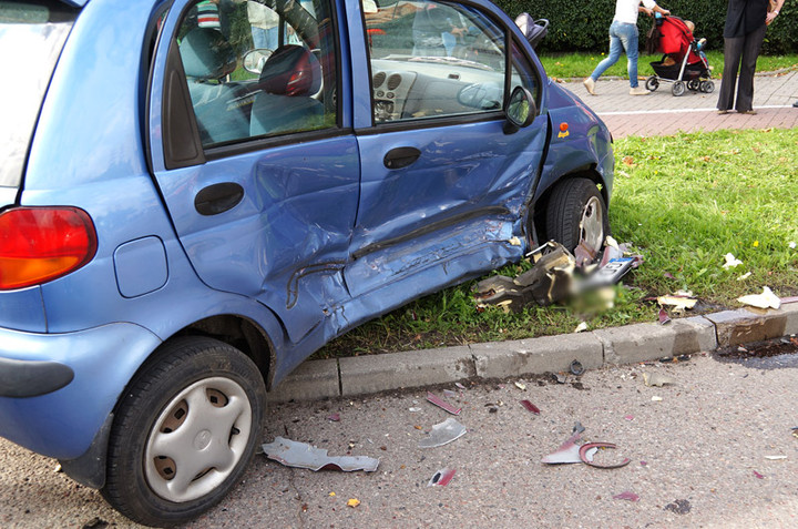 Płk. Dąbka: zderzenie matiza z mondeo zdjęcie nr 75510