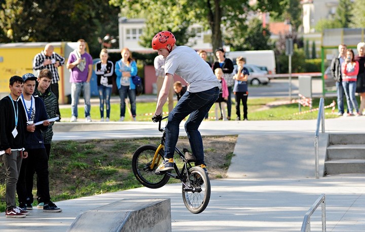 Wielkie zawody na małym skate parku zdjęcie nr 75717