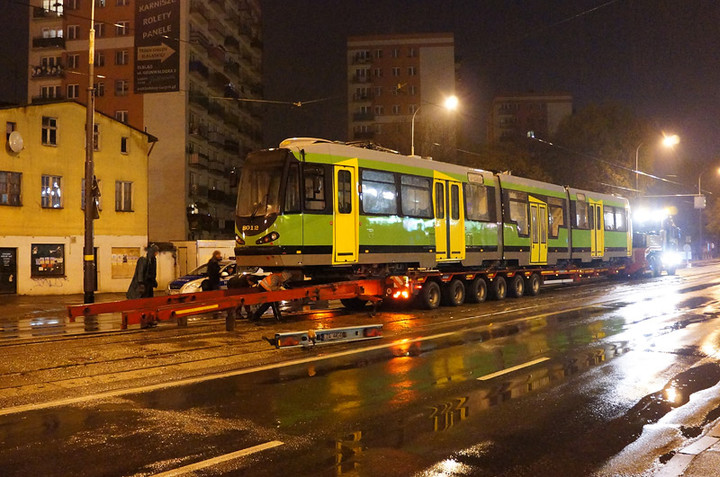 Pierwszy z dwóch jest już w Elblągu zdjęcie nr 77131