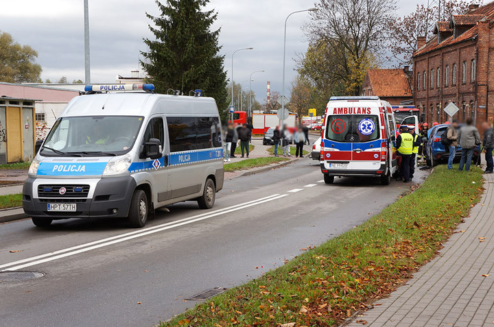 Stawidłowa: czołowe zderzenie "na podwójnym gazie" zdjęcie nr 77183