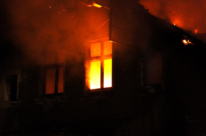 Nocny pożar na Polderowej zdjęcie nr 77523