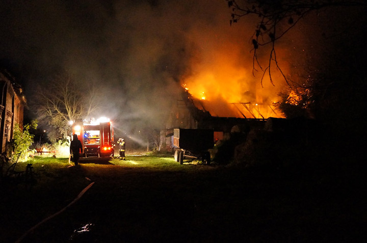 Nocny pożar na Polderowej zdjęcie nr 77518