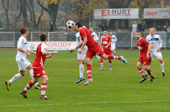 Olimpia przegrała z Limanovią zdjęcie nr 77614