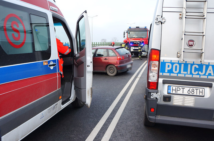 Czołowe zderzenie w Bogaczewie zdjęcie nr 78534