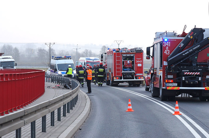 Czołowe zderzenie w Bogaczewie zdjęcie nr 78530