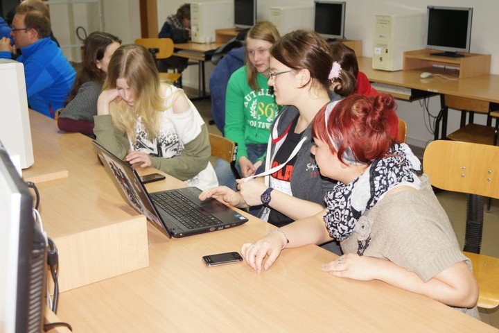 Eko-Puzzle. Spotkanie młodzieży z Powiatu Elbląskiego i Powiatu Steinburg zdjęcie nr 79136