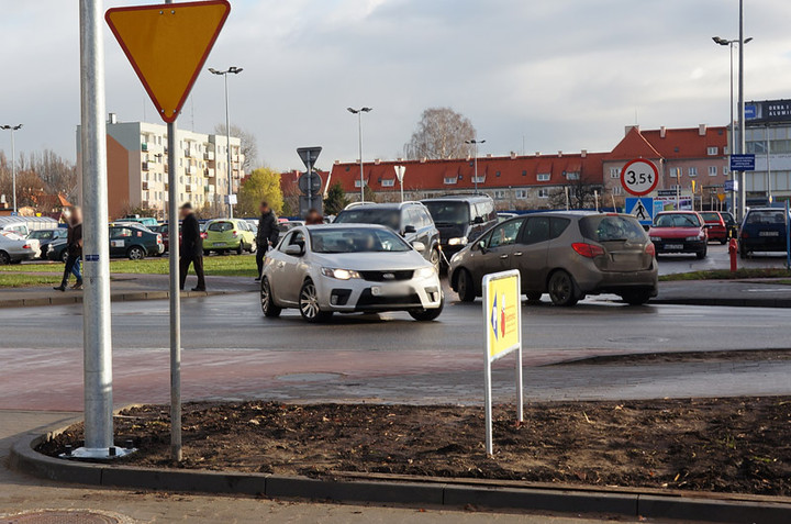 Znak swoje, a kierowcy swoje zdjęcie nr 79243