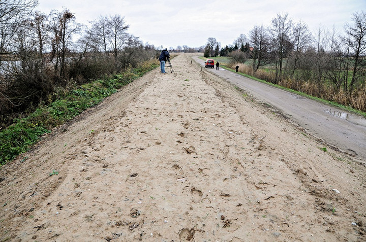 Teraz woda jest spokojna, gorzej będzie w sobotę zdjęcie nr 79576