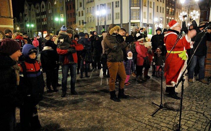 Prezydent zapalił choinkę zdjęcie nr 79624