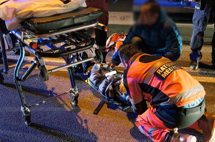 Niepodległości: potrącenie dziecka na pasach zdjęcie nr 80342