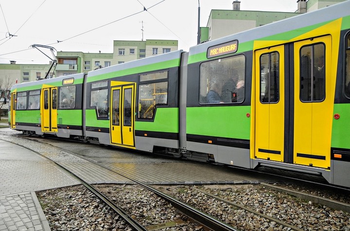 "Mercedesy" na torach zdjęcie nr 80670