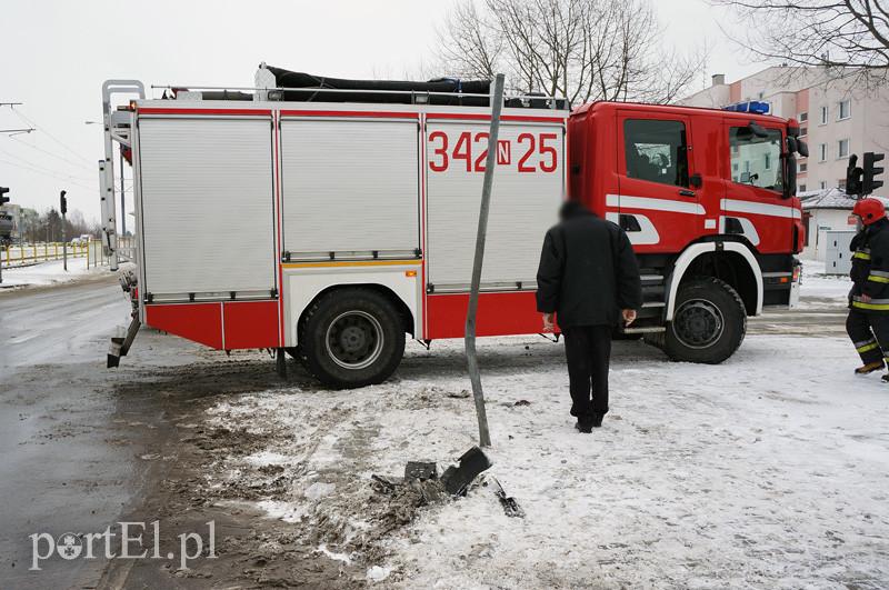 Ogólna: zderzenie na skrzyżowaniu zdjęcie nr 81668