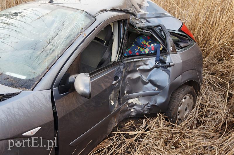 Karczowiska Górne: fordem w drzewo zdjęcie nr 82769