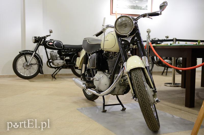 Stare motocykle w Ratuszu Staromiejskim zdjęcie nr 83613