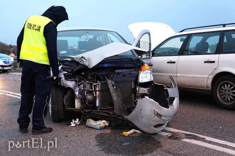 Węzeł Wschód: zderzenie czterech pojazdów zdjęcie nr 84470