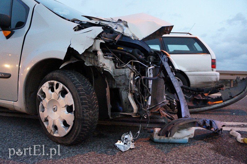 Węzeł Wschód: zderzenie czterech pojazdów zdjęcie nr 84479