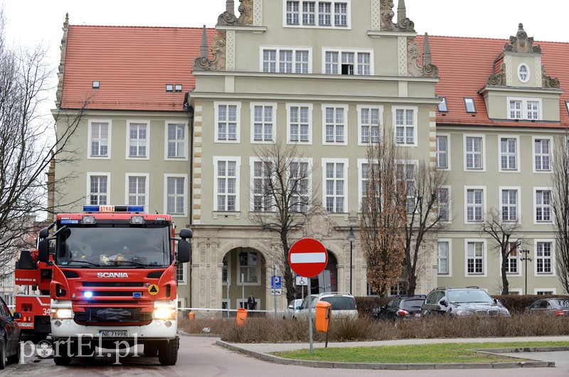 Bomba w sądzie? zdjęcie nr 84572