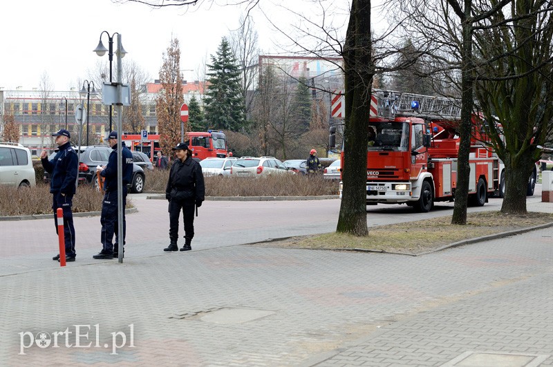 Bomba w sądzie? zdjęcie nr 84582