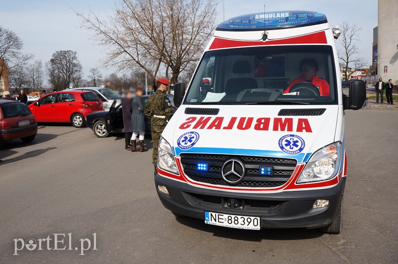 Odzieżowa: zderzenie rowerzysty z audi zdjęcie nr 84655