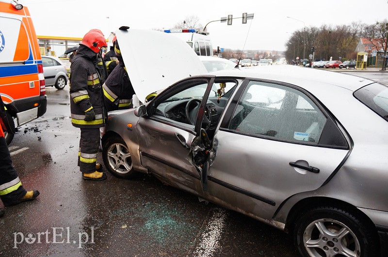 Płk. Dąbka: wypadek z udziałem czterech aut zdjęcie nr 84883