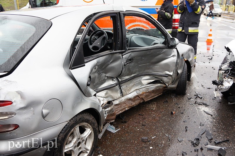Płk. Dąbka: wypadek z udziałem czterech aut zdjęcie nr 84880