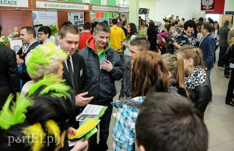 XII Elbląskie Targi Szkół Ponadgimnazjalnych zdjęcie nr 84947
