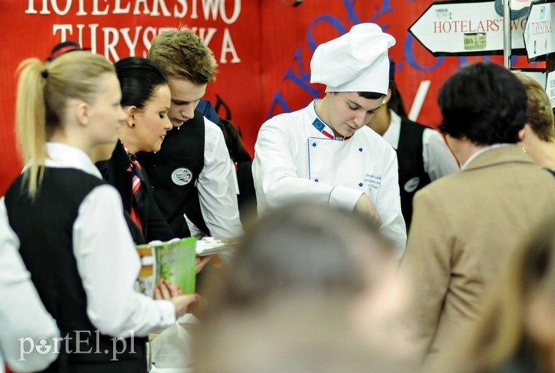 XII Elbląskie Targi Szkół Ponadgimnazjalnych zdjęcie nr 84956