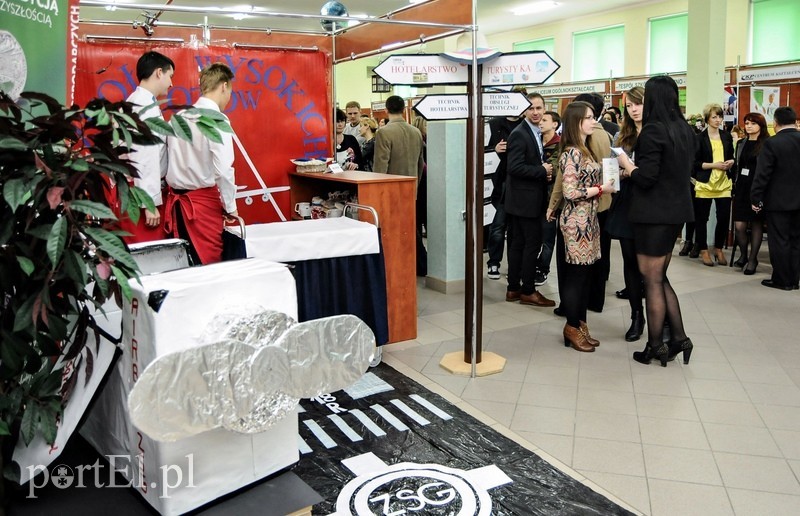 XII Elbląskie Targi Szkół Ponadgimnazjalnych zdjęcie nr 84937