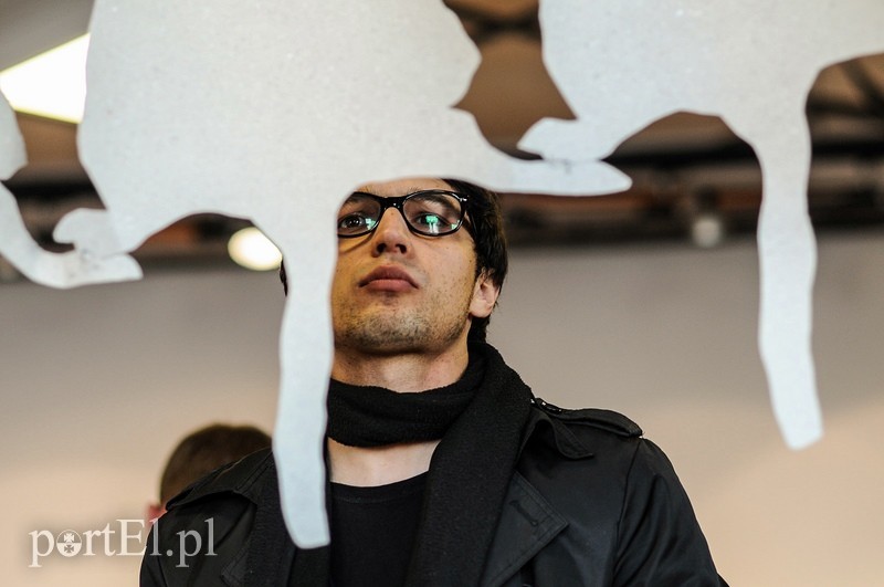 Wernisaż prac uczennic Liceum Plastycznego Samiry Arrami i Natali Magalskie zdjęcie nr 85087