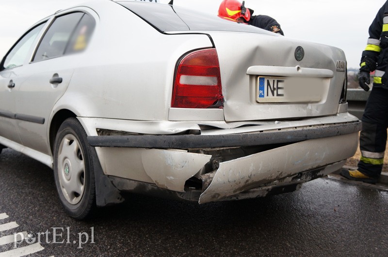 Węzeł Wschód: groźne zderzenie zdjęcie nr 85212