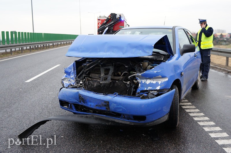 Węzeł Wschód: groźne zderzenie zdjęcie nr 85218